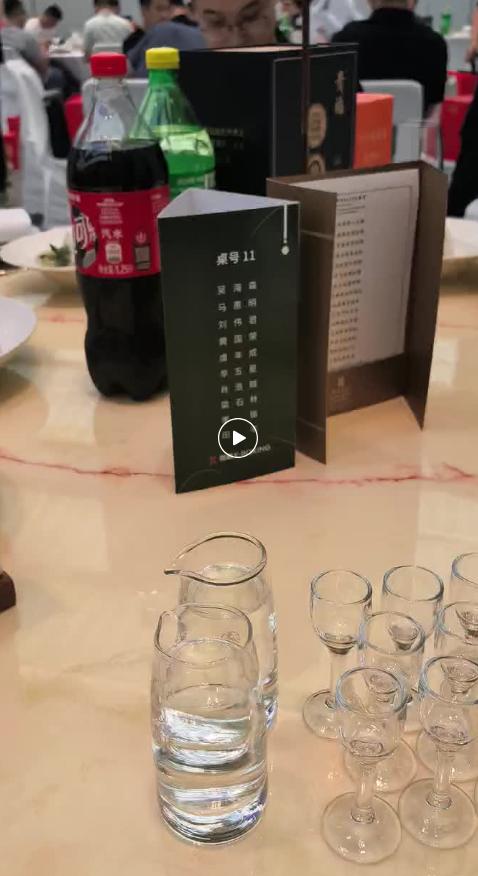 目前中国斯诺克的春天快来了。

近日有一个业余斯诺克比赛，参赛的都是中国斯诺克的