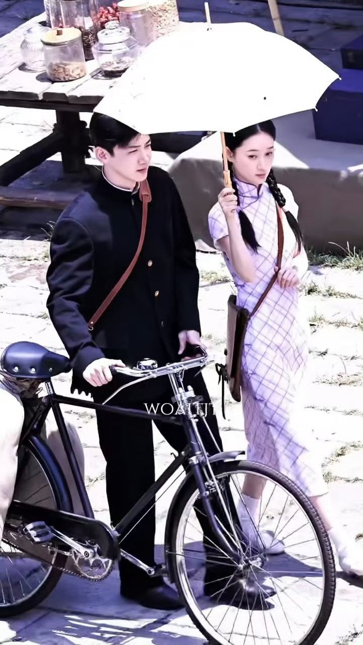 白敬亭郭晓婷好正的民国cp童家霆少爷太帅了燥候这个《战争和人》 