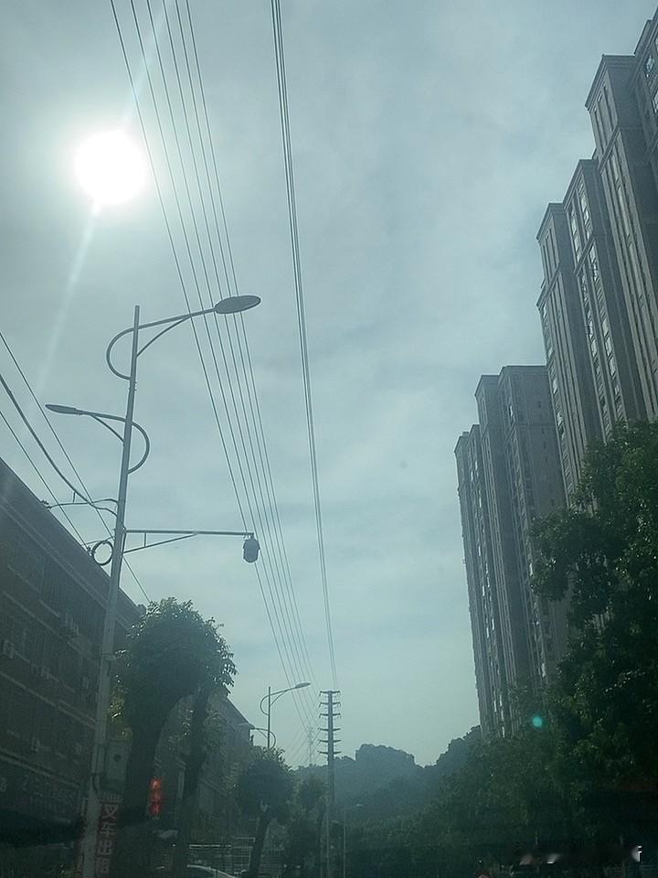 早晨起床,到底喝温水还是凉水?上联∶古有快马送信，请对下联 工资入不敷出怎么办 