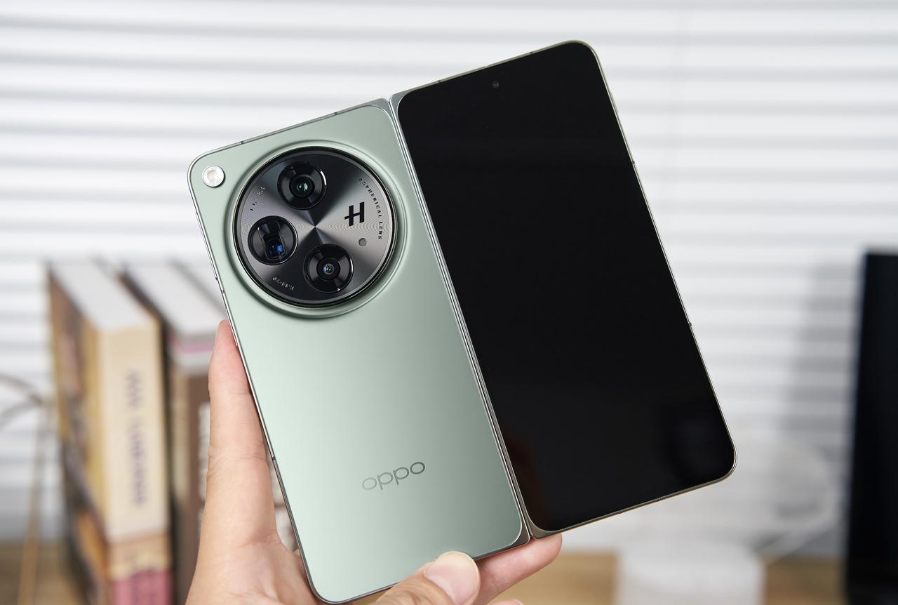 花1万块入手了OPPO Find N3这款折叠屏手机，用了几天时间后，我后悔了吗