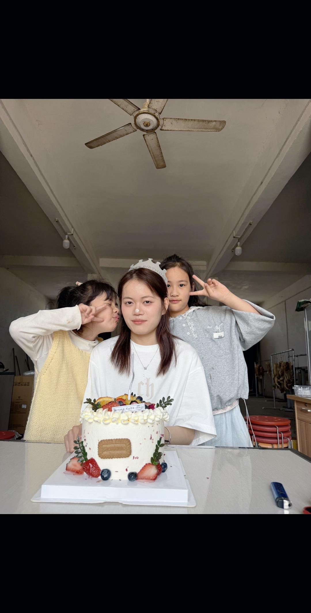 我的女孩们 有她们就够了 birthdaygirls 甜系家人