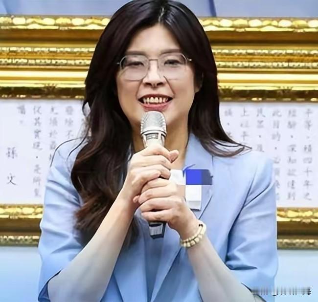 很难想象！赖清德信任度居然首次反超，郑丽文不信任度直接飙到五成以上，这反差简直刺