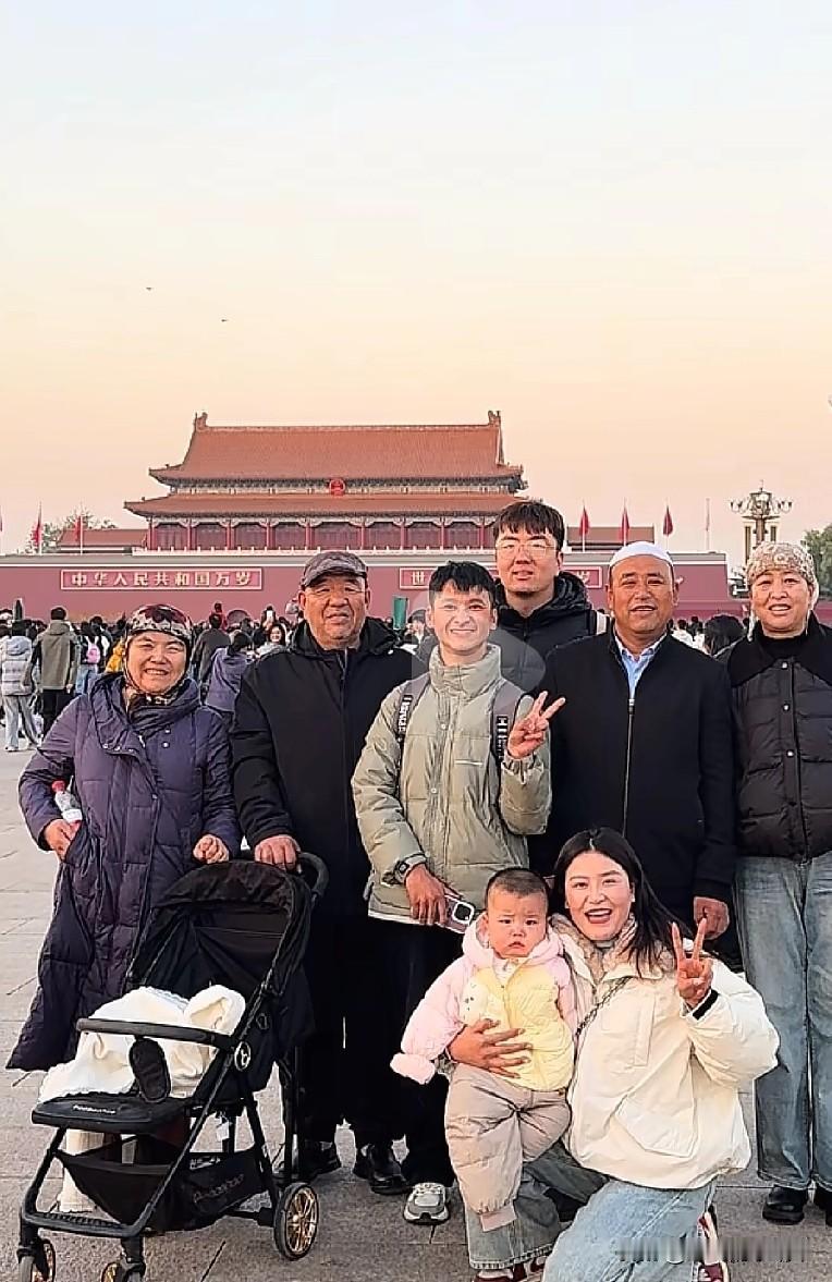 有没有人感觉琴琴子跟小牧飒长的有点像的？说不定小牧飒妈妈跟琴琴子妈妈是姐妹呢[呲