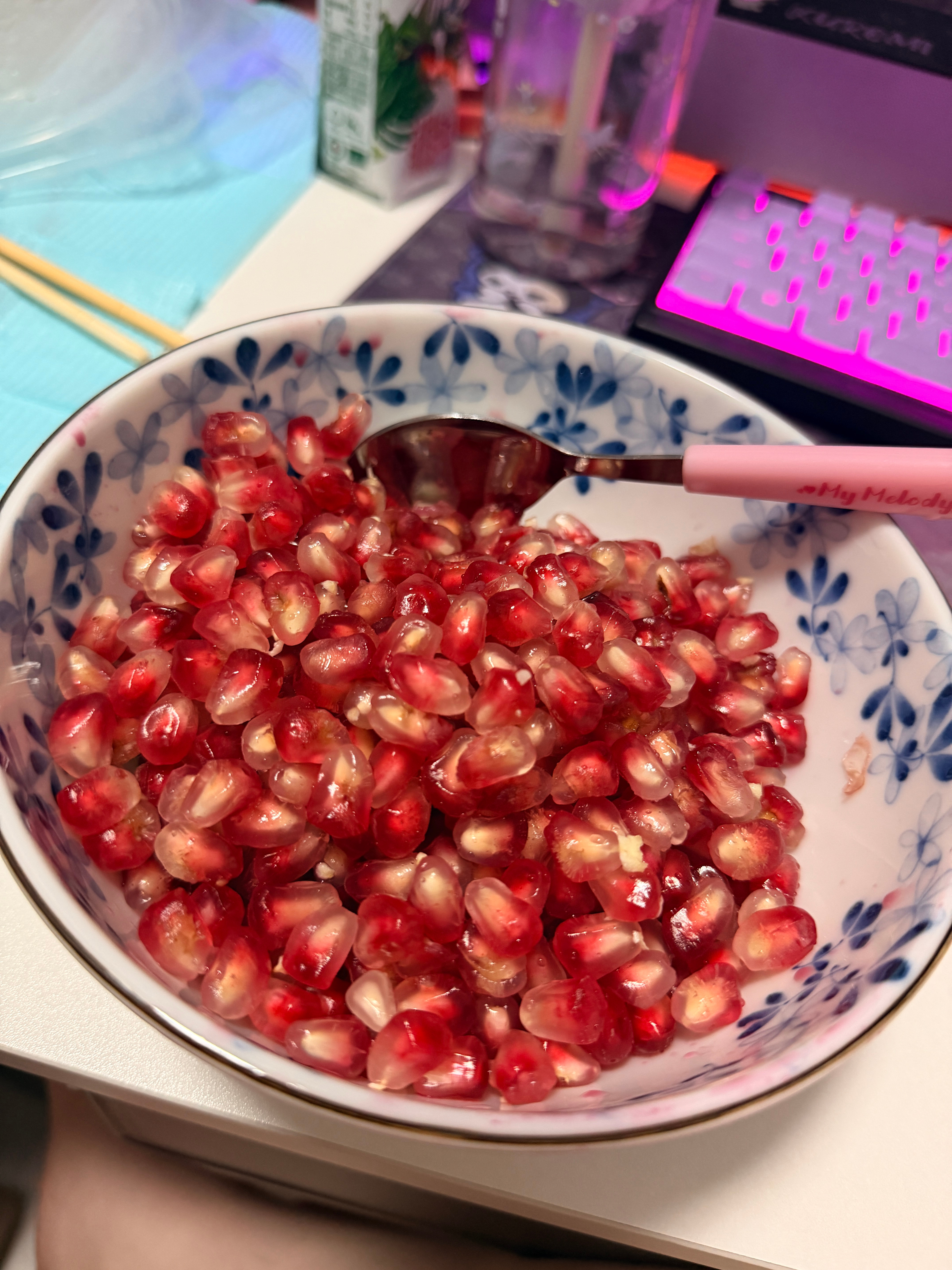 哪个小宝宝给剥的石榴，真甜[馋嘴] ​​​