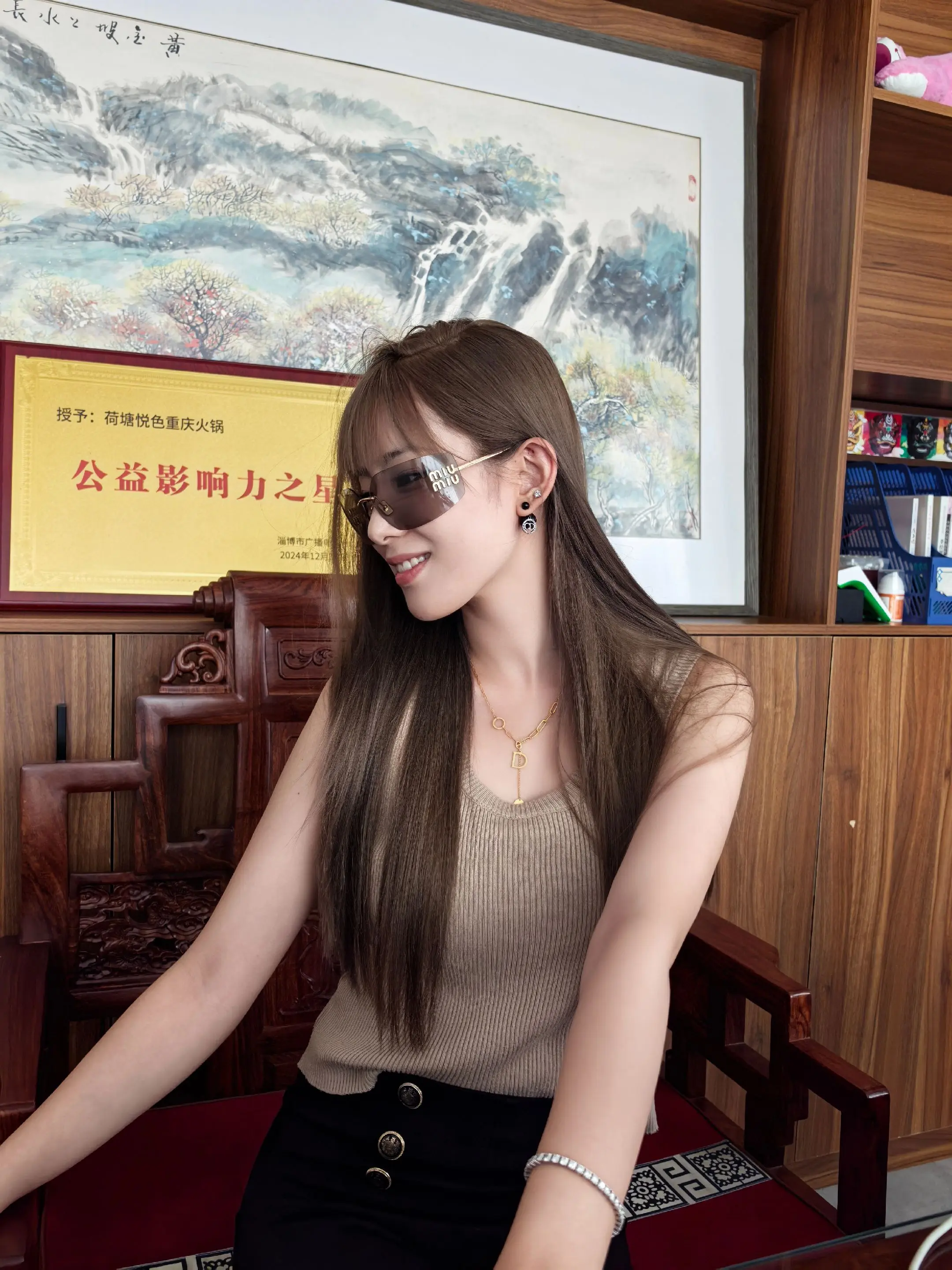 别的女人约你出去你就说你有腱鞘炎好吗