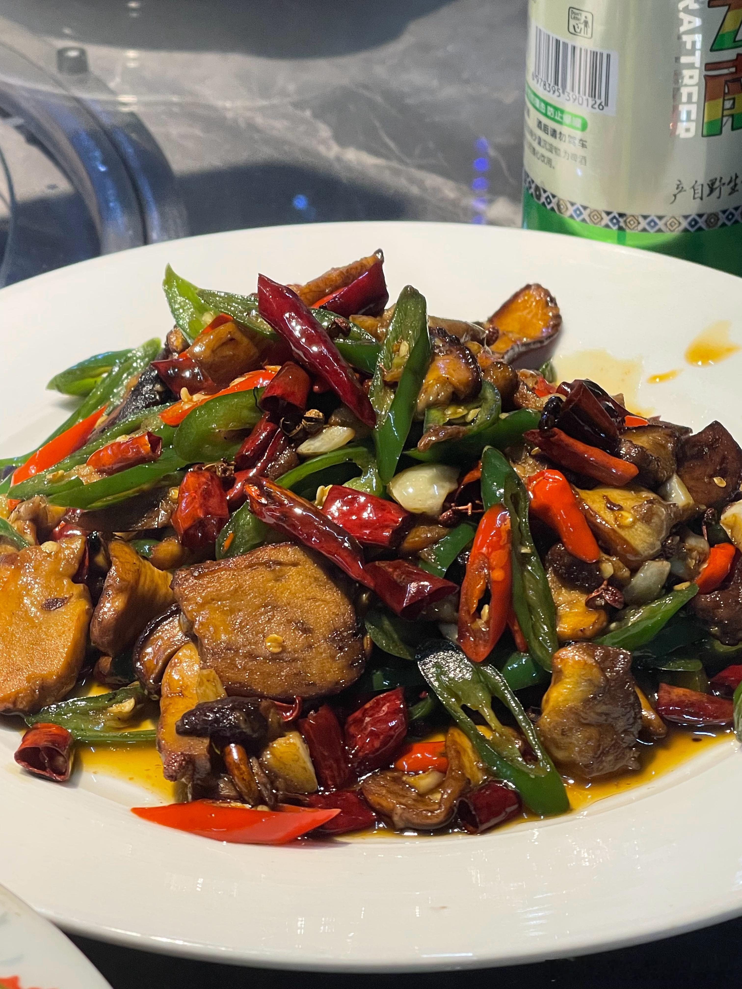 一张图证明我来过这里煮汤的吃过爆炒的还是第一次吃