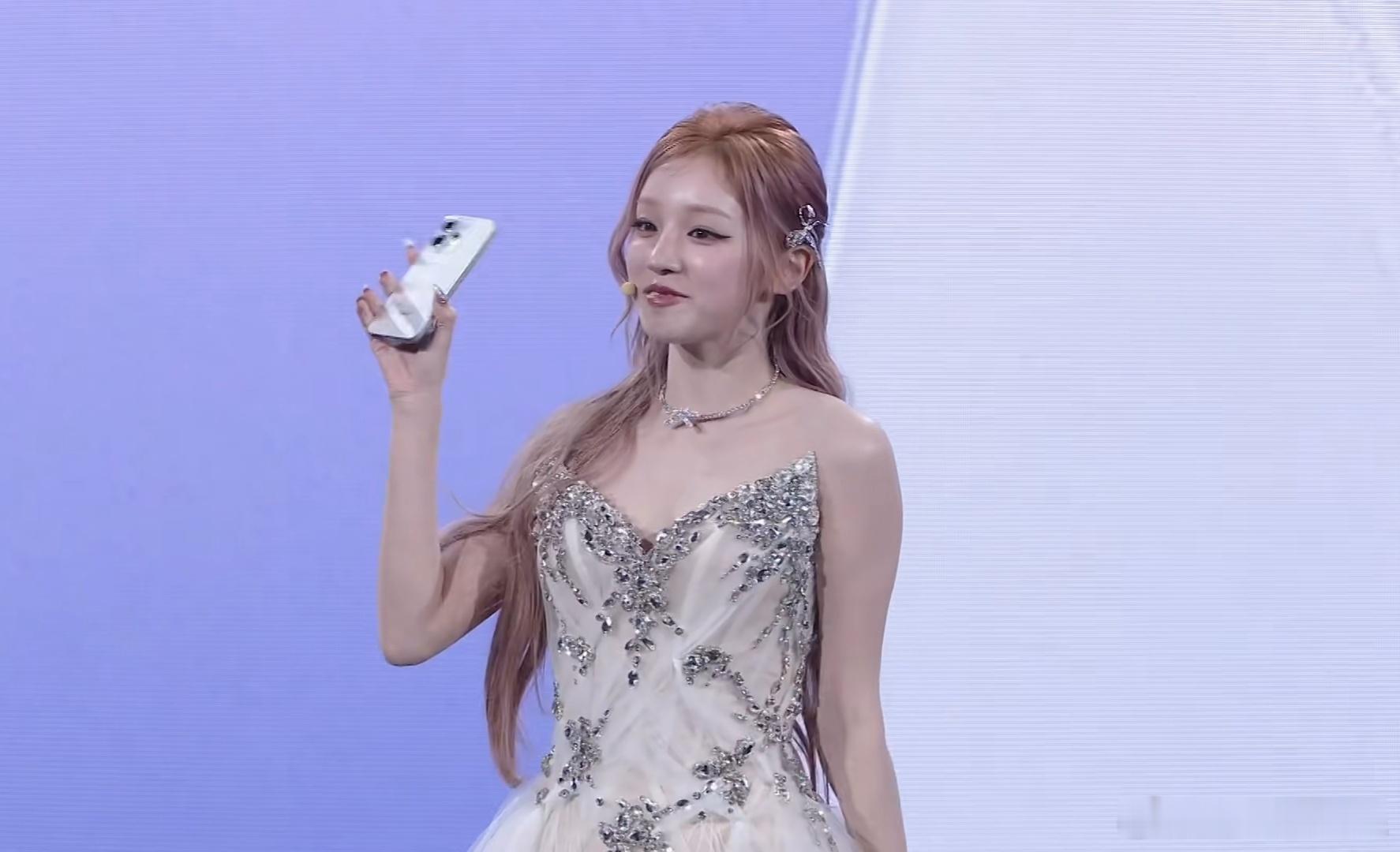 雨琦来了，太漂亮了