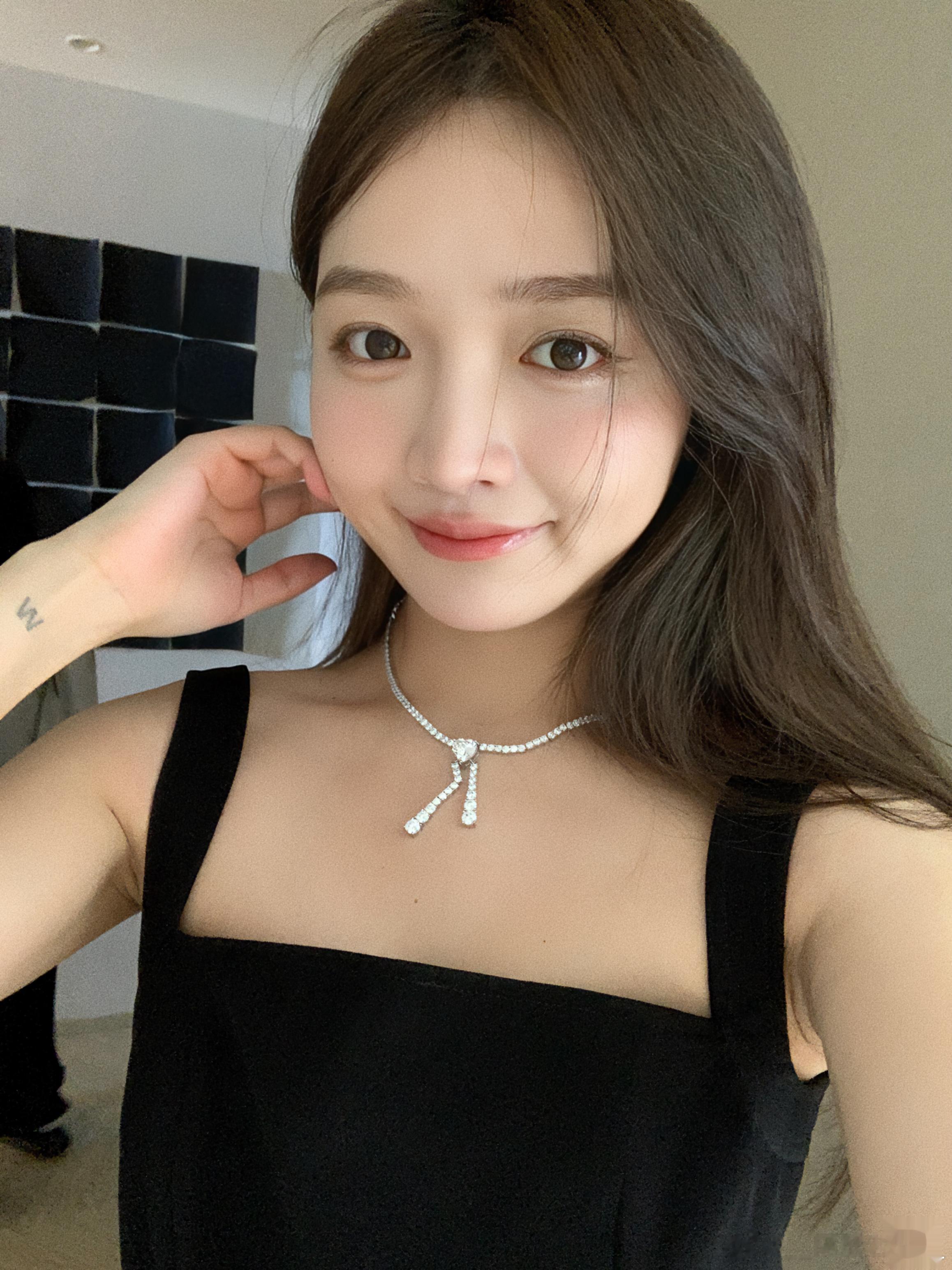 今日大头 又是淑女的一天 💫⭐️ ​​​