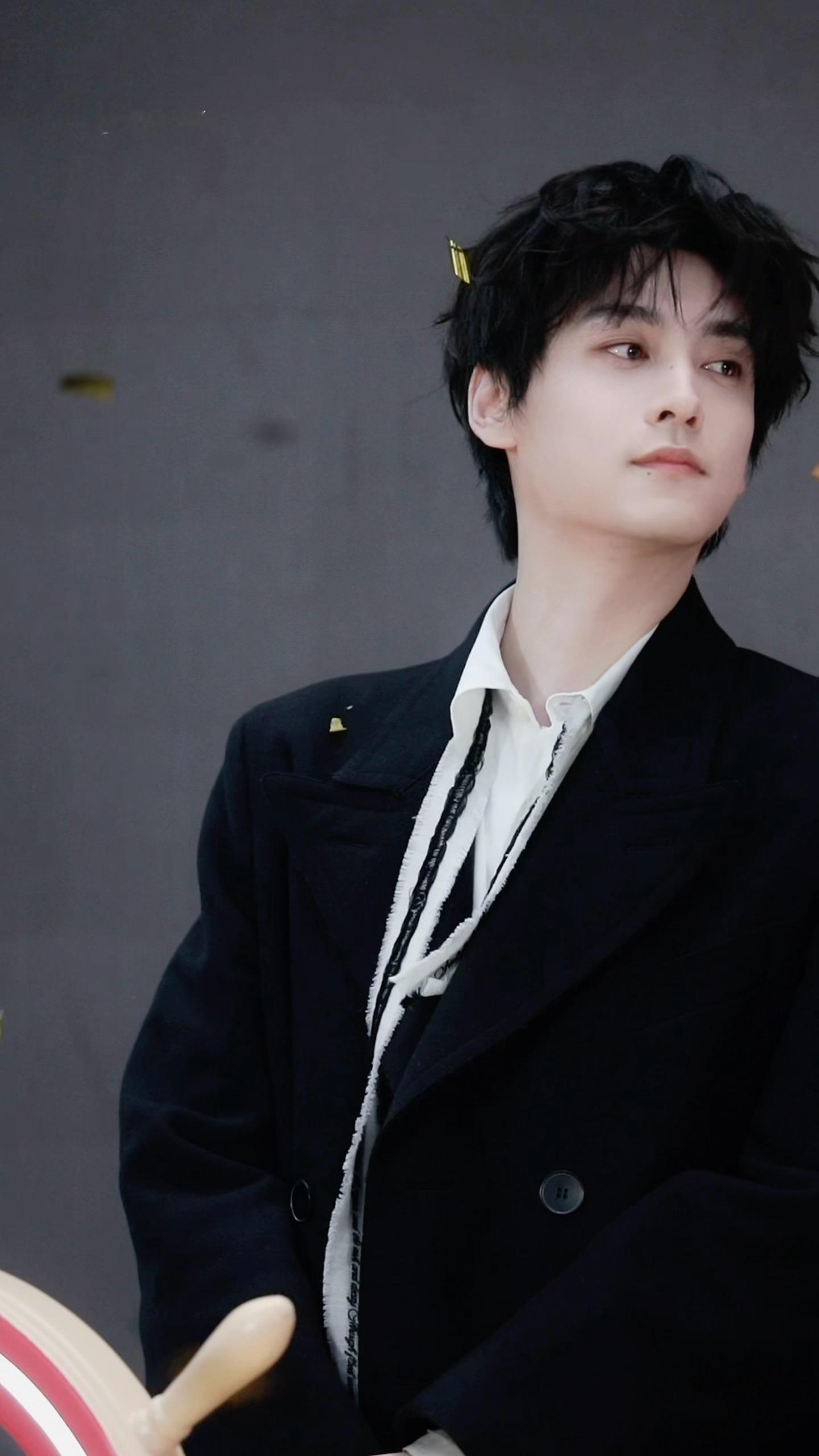 黄色“发夹”～ 