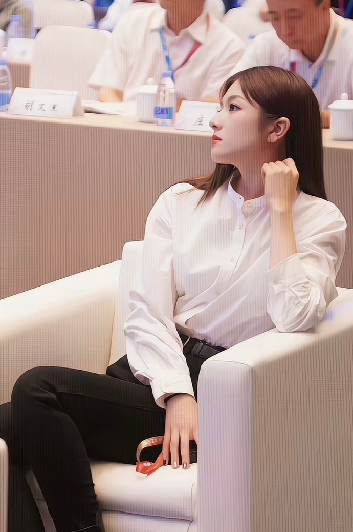 李兰迪林沐然十年前的合照【李兰迪】我的体制内女友 