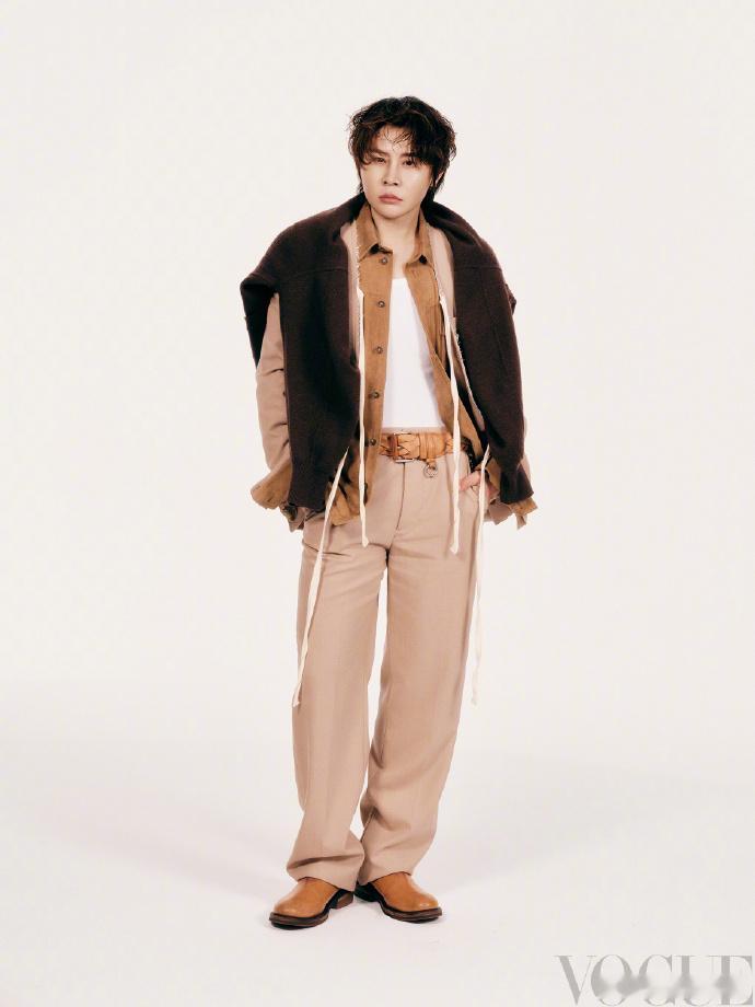 计入销量 VOGUE 9月 王濛内页+店赠小卡  VOGUE服饰与美容杂志202