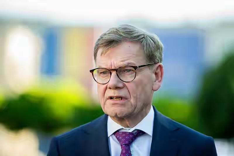 美国不支持乌克兰，一直强硬的德国还强硬吗？
        据《俄罗斯RT》12