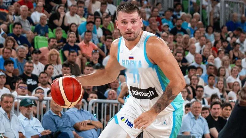 东契奇nba 效力于中国NBL联赛&日本B2联赛，东契奇的国家队队友连“队友CB