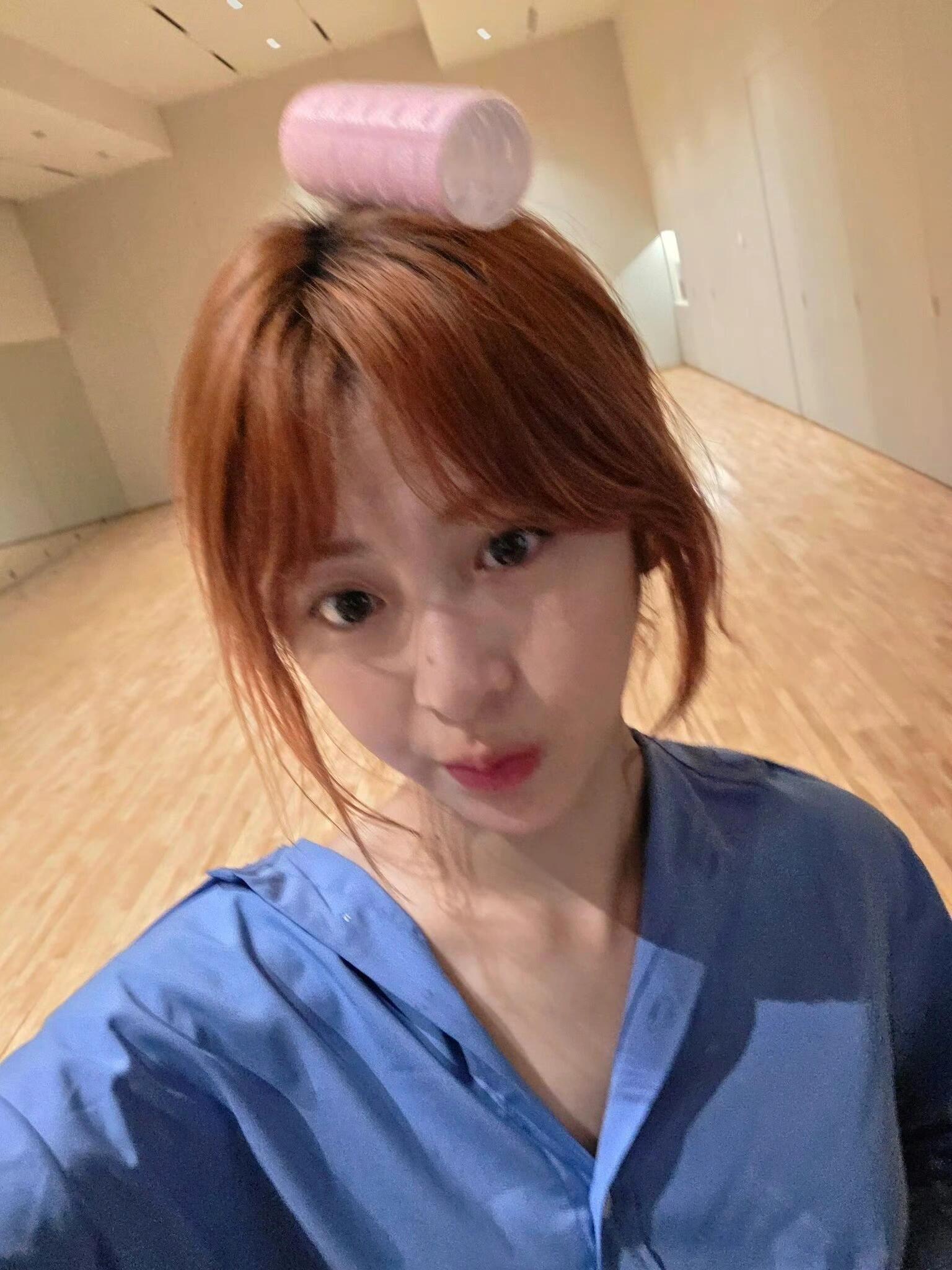 许允真⋆.˚⭒⋆.˚。 ​​​