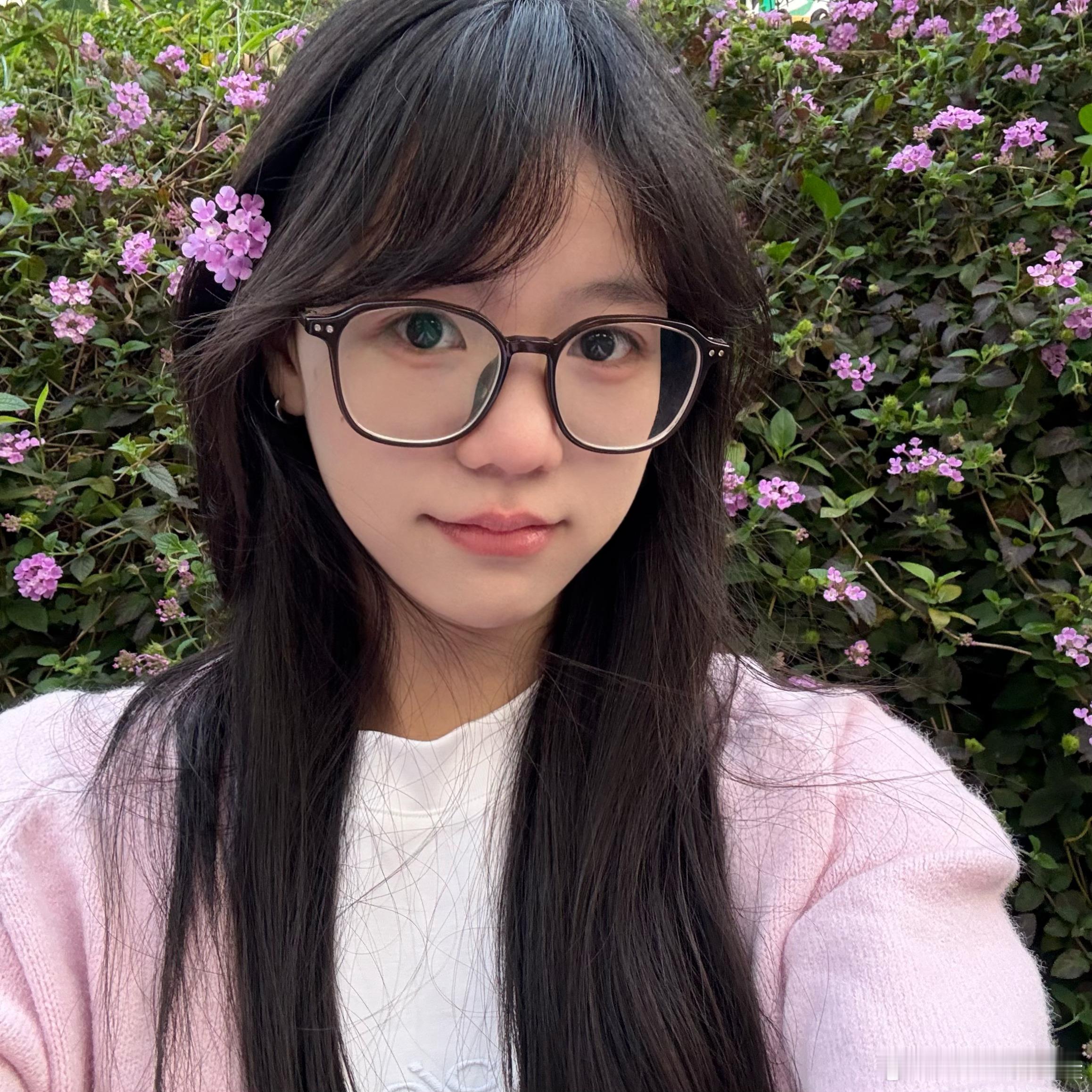 春天是她最爱的季节 ​​​