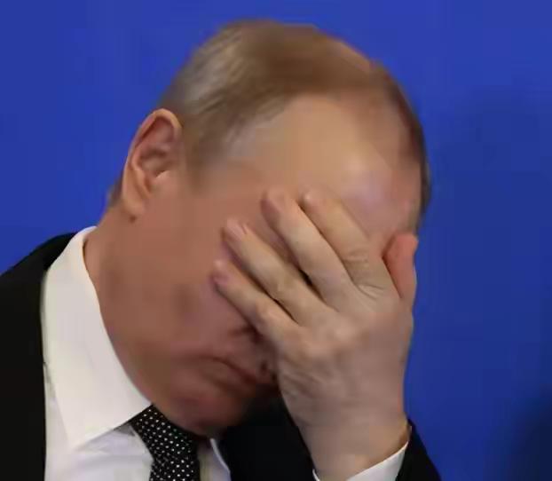 别猜了！拖垮俄罗斯心气的，既不是难缠的乌克兰，也不是制裁它的欧美。

真正让普京