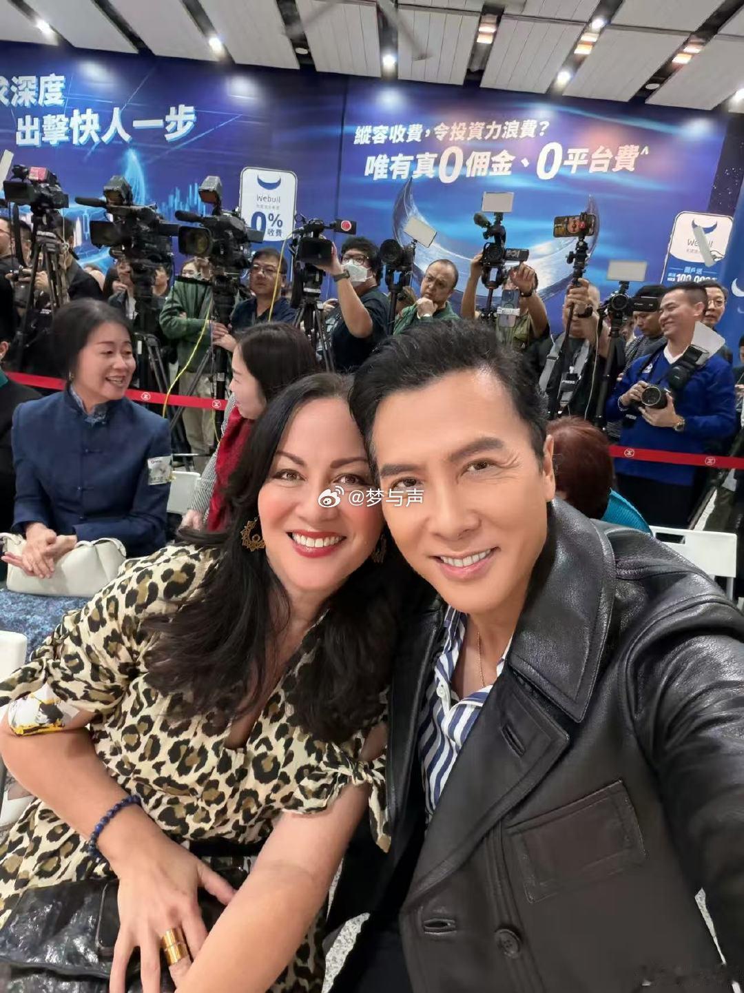 杨丽萍甄子丹争相收藏一只鸡 浙江卫视银龄春晚银龄春晚见证匠心传承，一只布鸡圈粉明