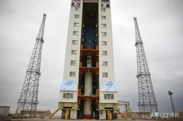 伊朗其实是有能力搞出洲际导弹的。只不过以前这个能力是被封印了而已。

今天伊朗尝