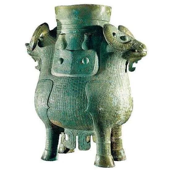 世间仅存两件同款商代晚期双羊尊，一件远在英国大英博物馆，另一件藏于日本东京根津美