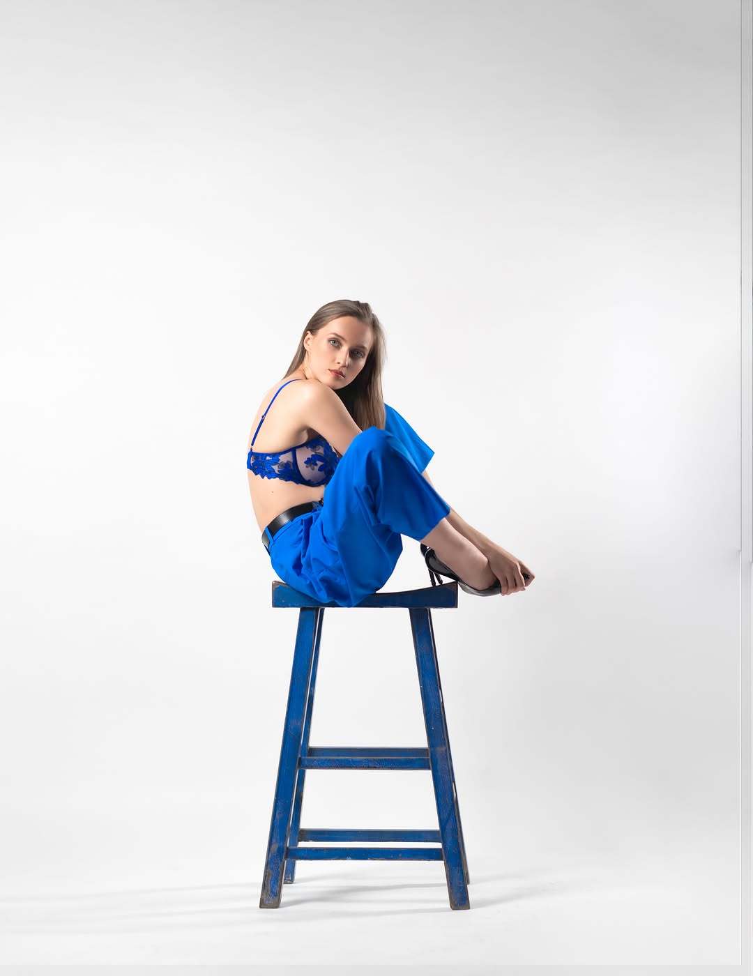 简美社  Stacy Cruz 立 