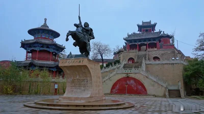 李自成什么时候变成罪人了?
很多人随口定论，说李自成葬送汉人江山，是千古罪人。可