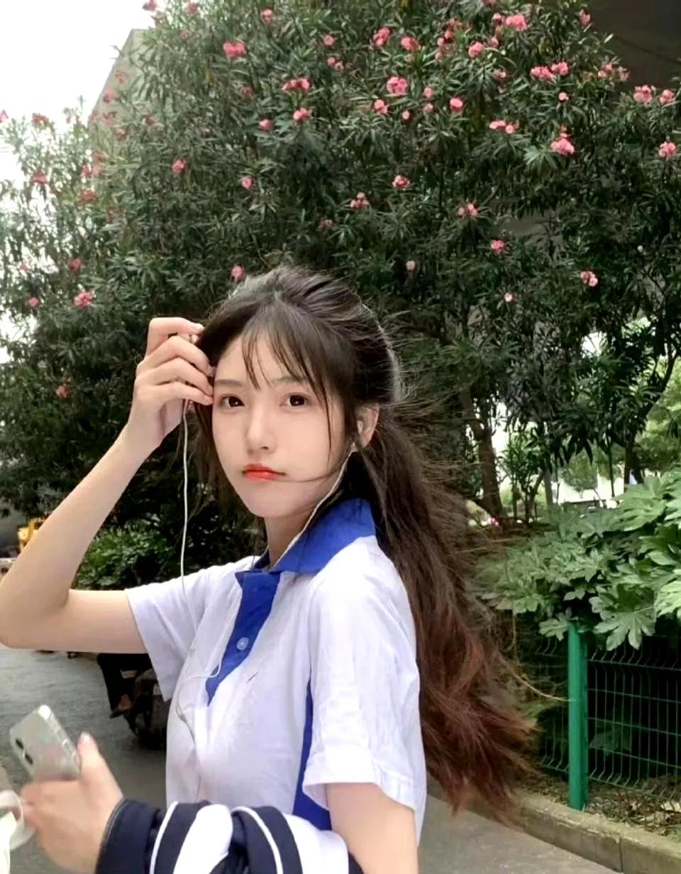 是不是有初恋的感觉了？