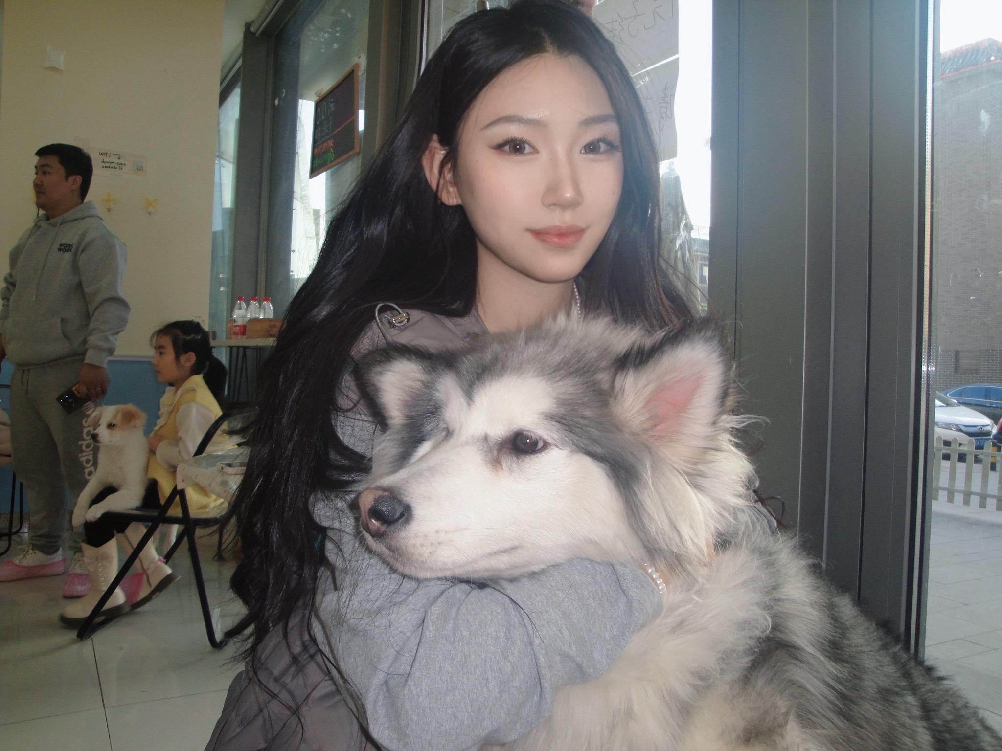 🐶~\(≧▽≦)/~
