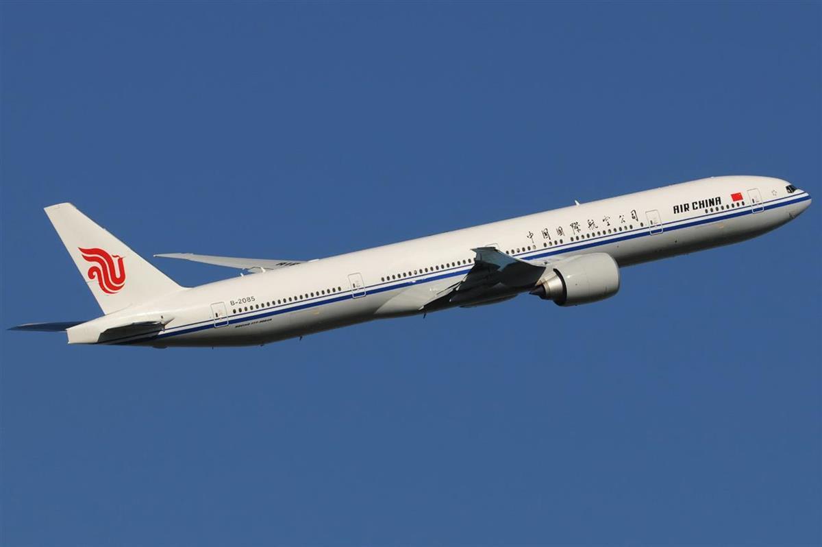 有人提出建议：中国可以参考俄罗斯的做法，不允许日本民航飞机过境中国领空。如此一来