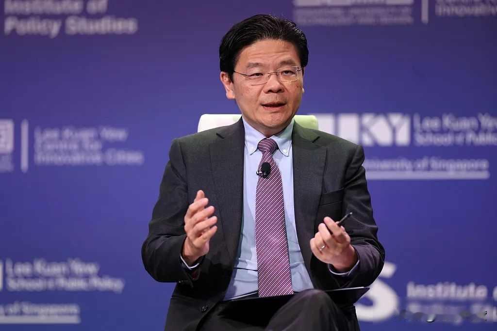 新加坡总理突然对华翻脸，严查芯片转运。很多人以为这是为了讨好美国。错了！真相是：