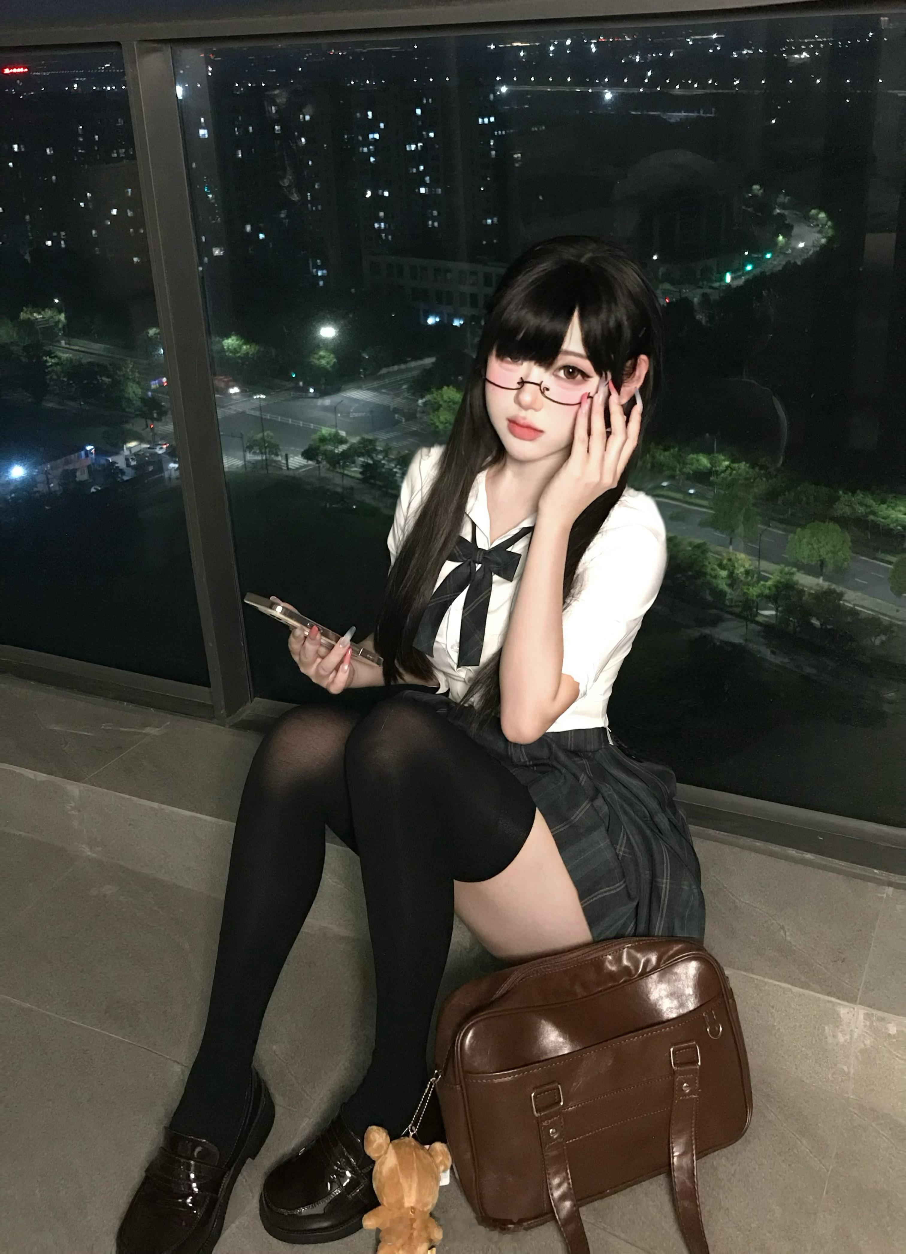 ᜊ>ᴗ