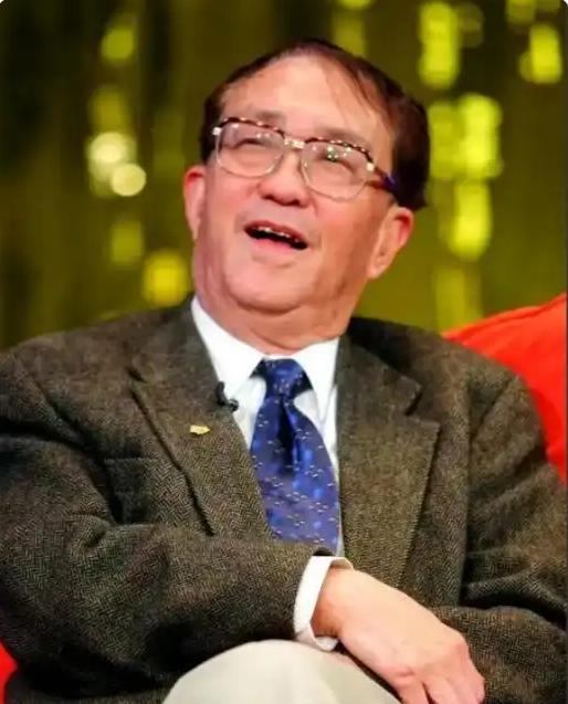 著名导演谢晋一家六口，到2023年的时候，竟然全部离世了。更让人心寒的是，一共养