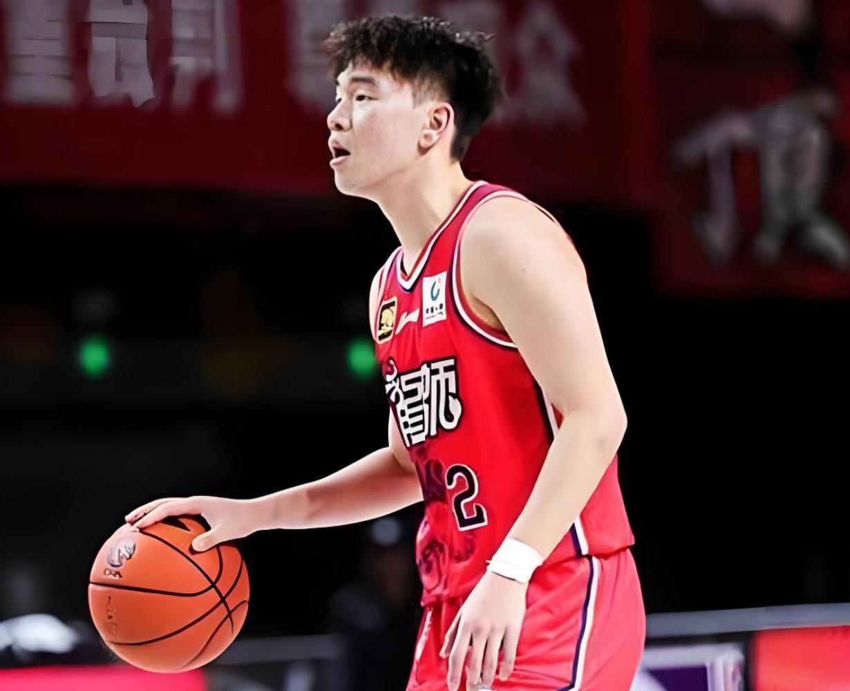 到手的胜利飞了，输北控1分，揪出1个表现最差之人，坑惨了广州队！
CBA常规赛第