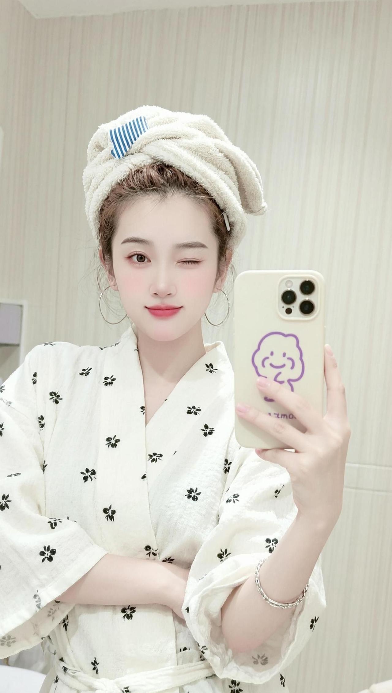 早刚起床🛏️AI日系生活照