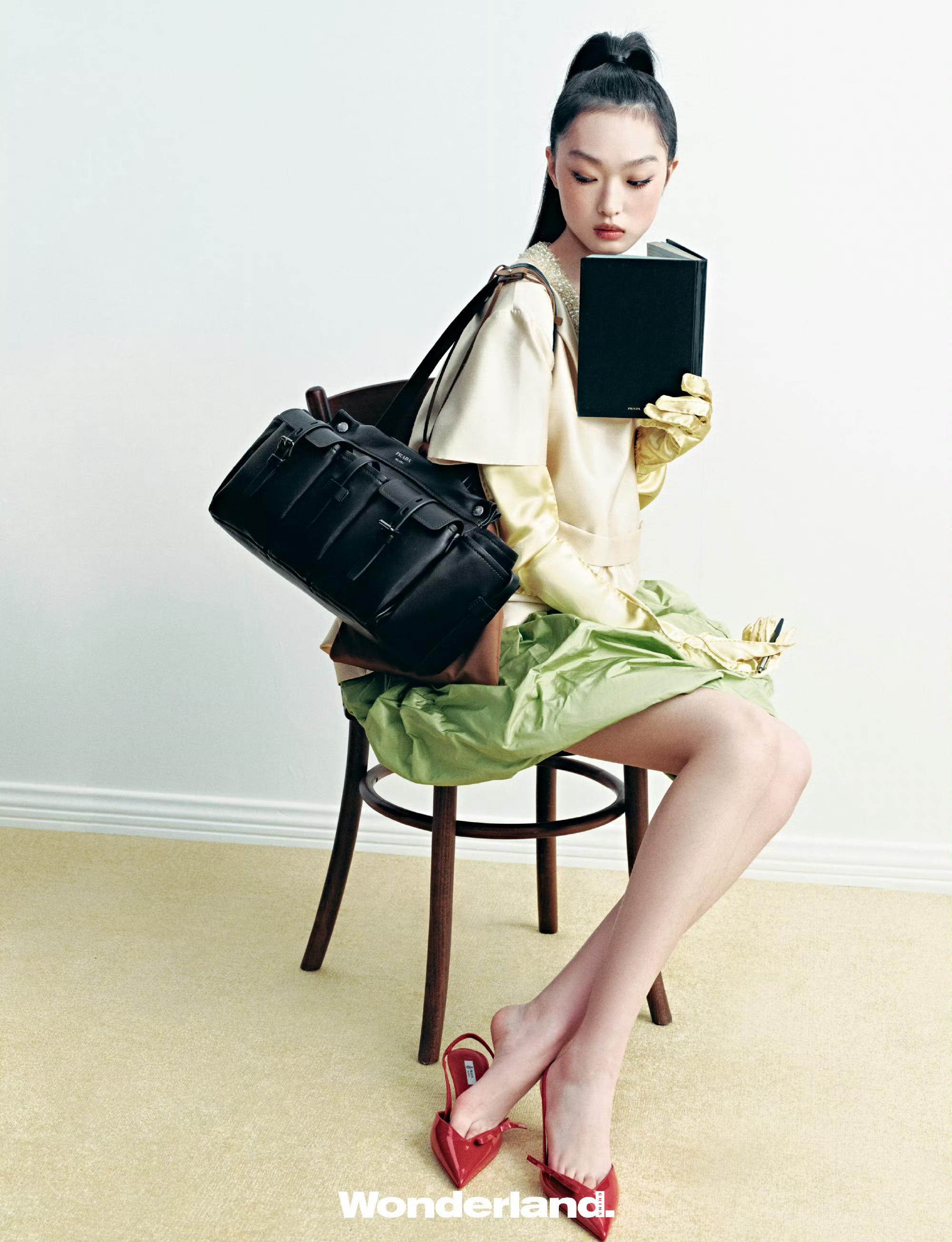 赶赴一场期待已久的约会，你的细腻心思可不止于眼前。从精心挑选的礼物到应对突发灵感