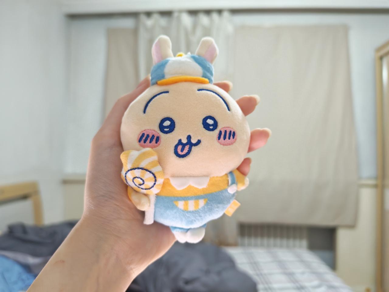 正好买的游乐园兔兔到了，六一快乐 