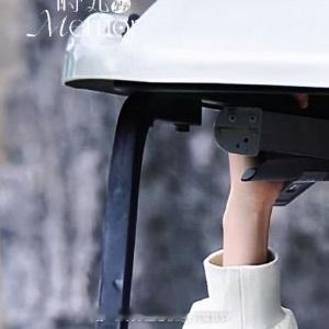 早安心语 无论今天是忙碌或悠闲，都记得：你的存在本身，就是晨光里最独特的风景。早