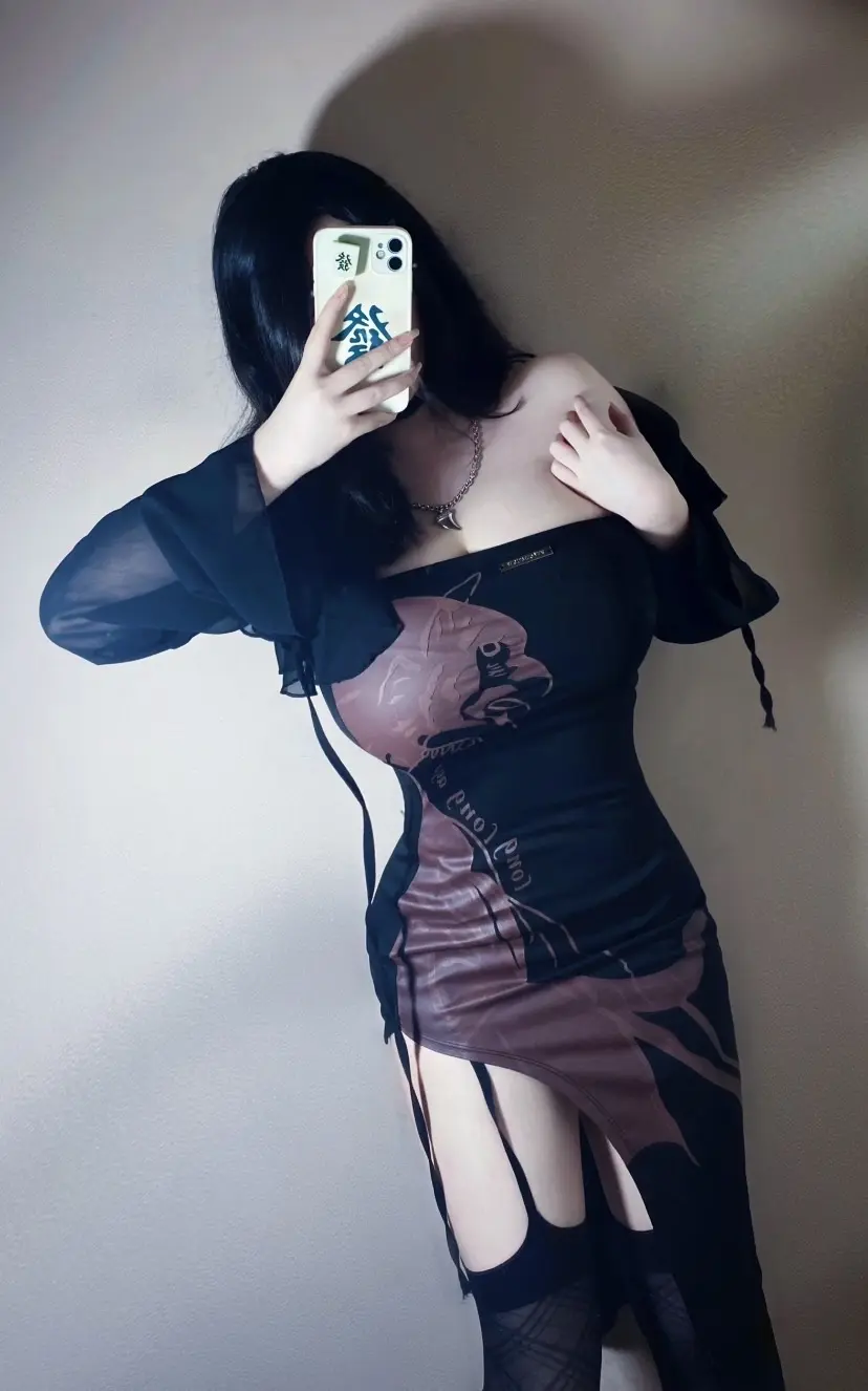 相思本是无凭语 莫向花笺费泪。