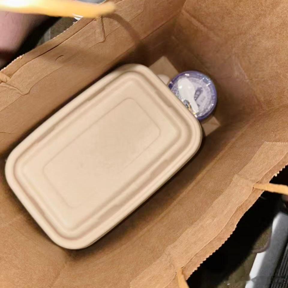 鸿蒙的媒介确实好……赶早班机没法吃饭，还给准备了早饭路上吃[捂嘴哭] ​​​