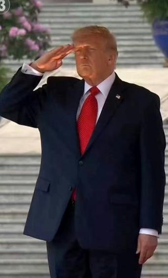特朗普这次访华很满意，他其实很想再来！据说，回去后，有记者问道，如果再次收到中方