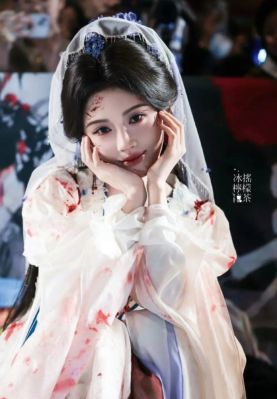 鞠婧祎最近几年风评还可以，但一播剧就跌到谷底 