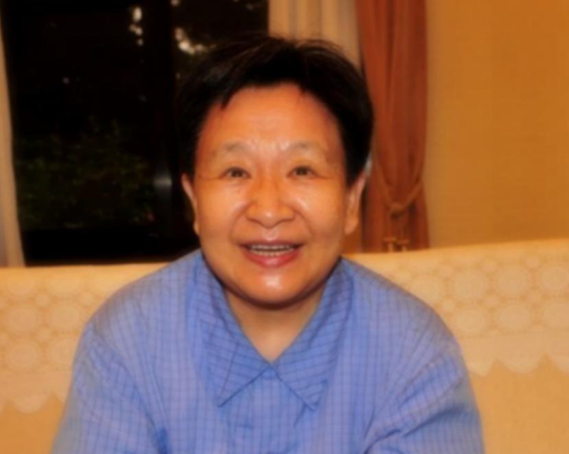 李讷1968年主动要求前往越南作战，毛主席得知后眼眶泛红，坚持不同意女儿参战！