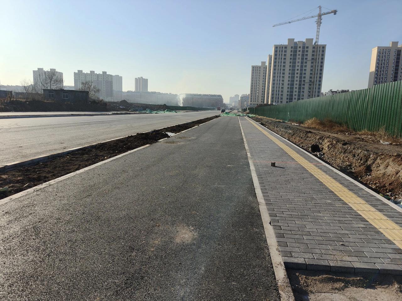 淄川这一路段基本完工！

淄博市淄川区朱家大街（久隆路）雁阳西路至胶王路门头房南