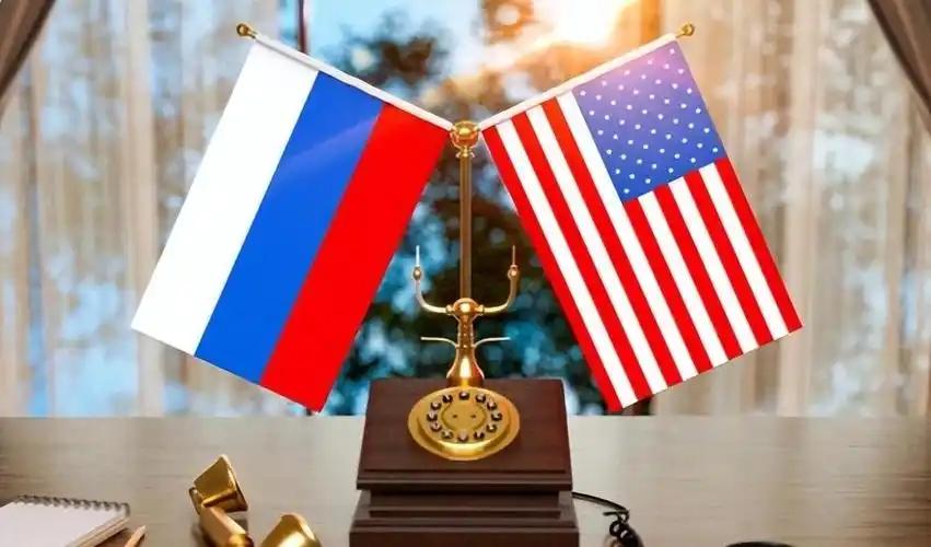 俄总理助理表示：莫斯科强烈反对乌欧修改美国版“和平计划”！俄罗斯是怎么和美国这么