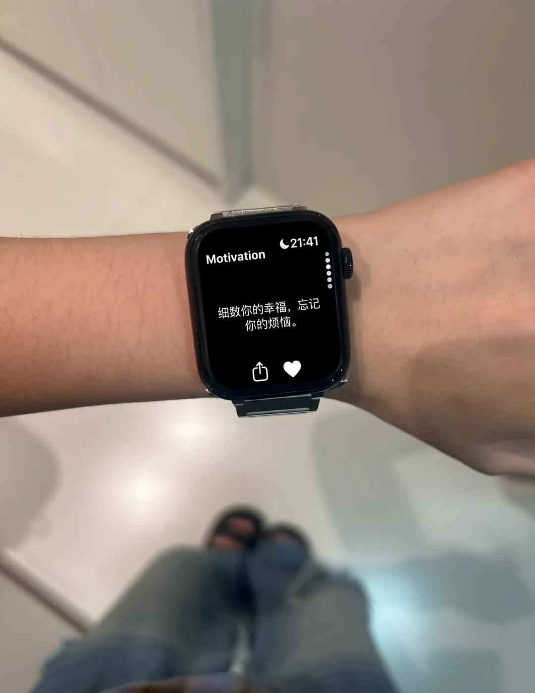 买AppleWatch就是为了这三个瞬间
感觉还有很多功能尚未发掘
AppleW
