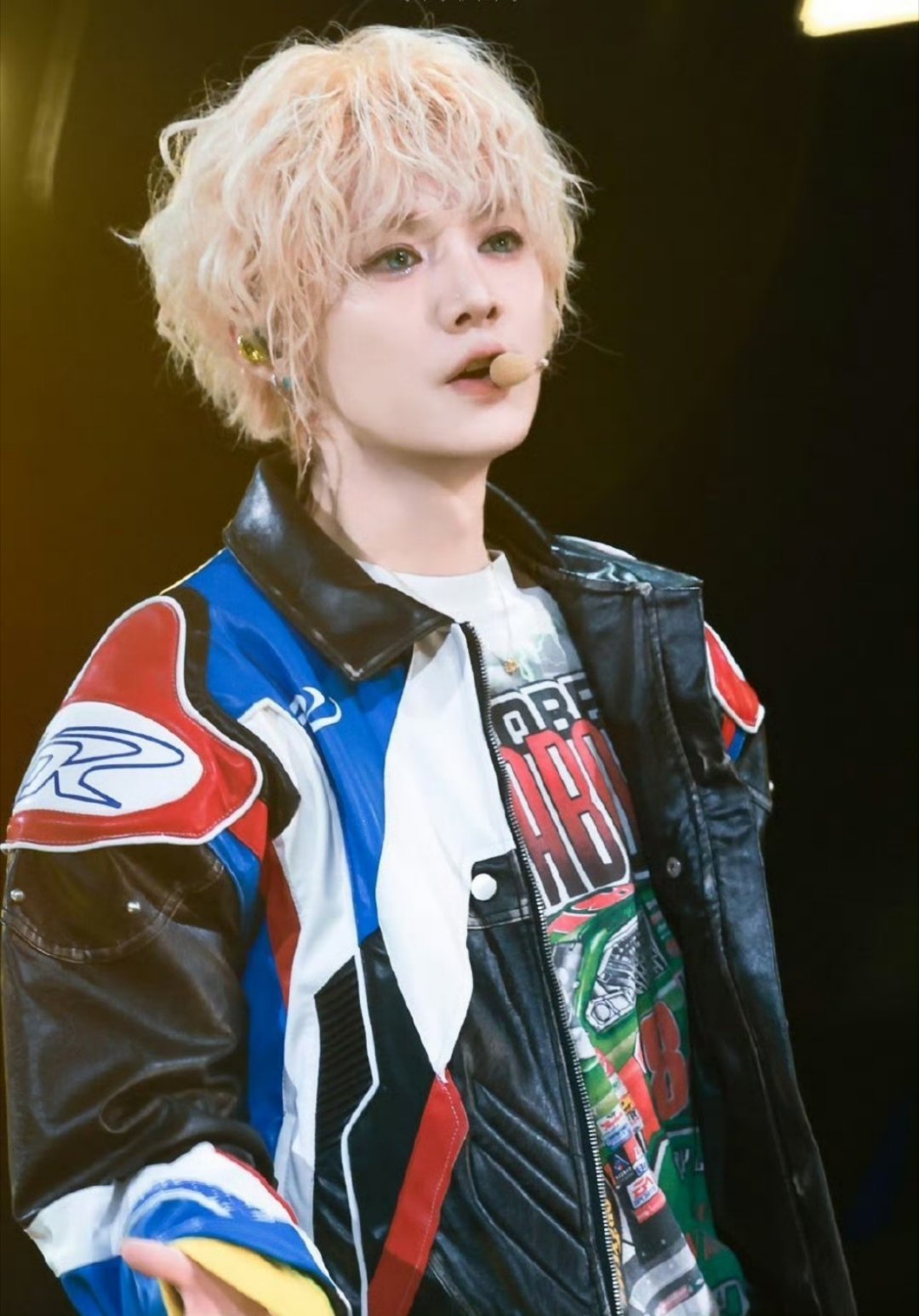 鹿晗太帅啦！已经开始期待下一次演唱会了！