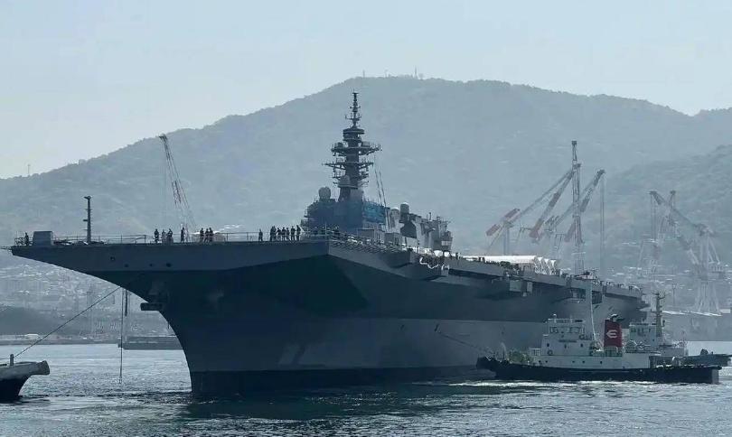 一声不吭造了7艘准航母，美国才发现，原来真正对手已不是俄罗斯。

日本这家伙可真