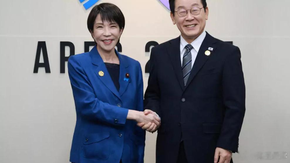 【韩日首脑会晤！拟务实合作，将历史问题与经济、安全事务分开处理】庆州的秋风带着历