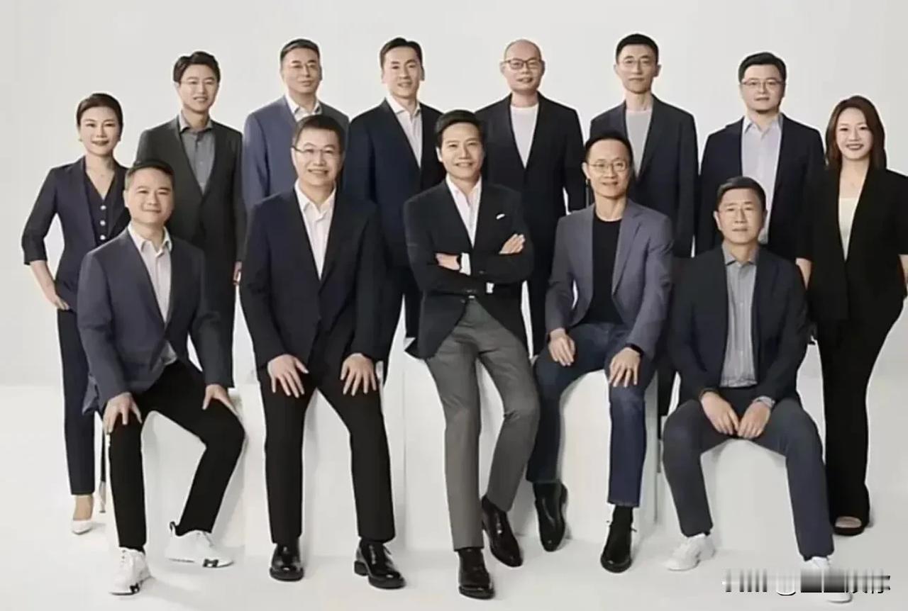 雷军自己很自律，小米高管团队也没有胖人。跟着什么样的人就会变成什么样的人。他们团