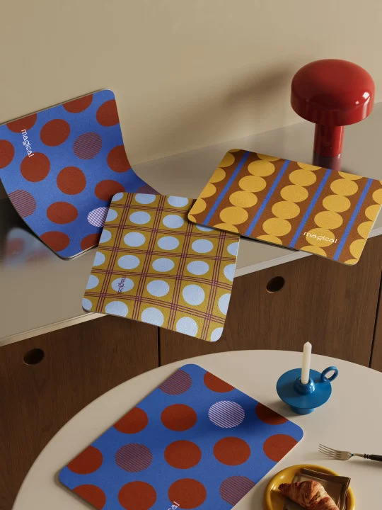 撞色波点沥水垫｜打造复古时髦的咖啡角 ！