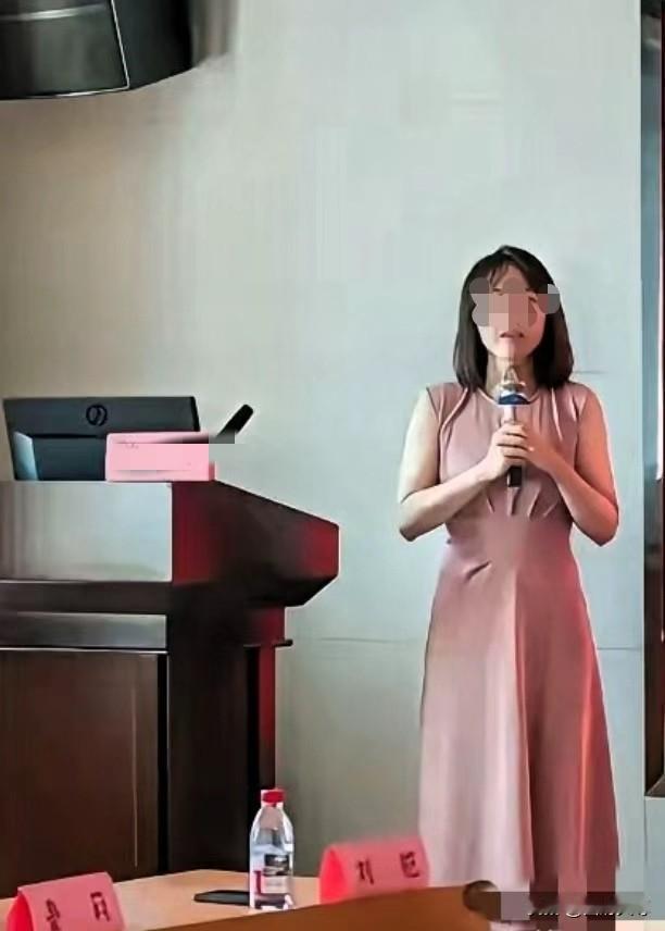 很具典型意义的事情。曾医生给天底下的女人提了个醒，你可以结婚，你也可以追求自己的